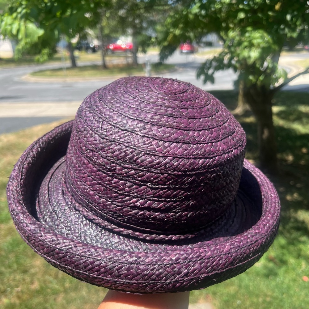 LIZ Claiborne Purple Straw Weaved Hat comfort Band Feature Made in China NWT - Picture 3 of 12